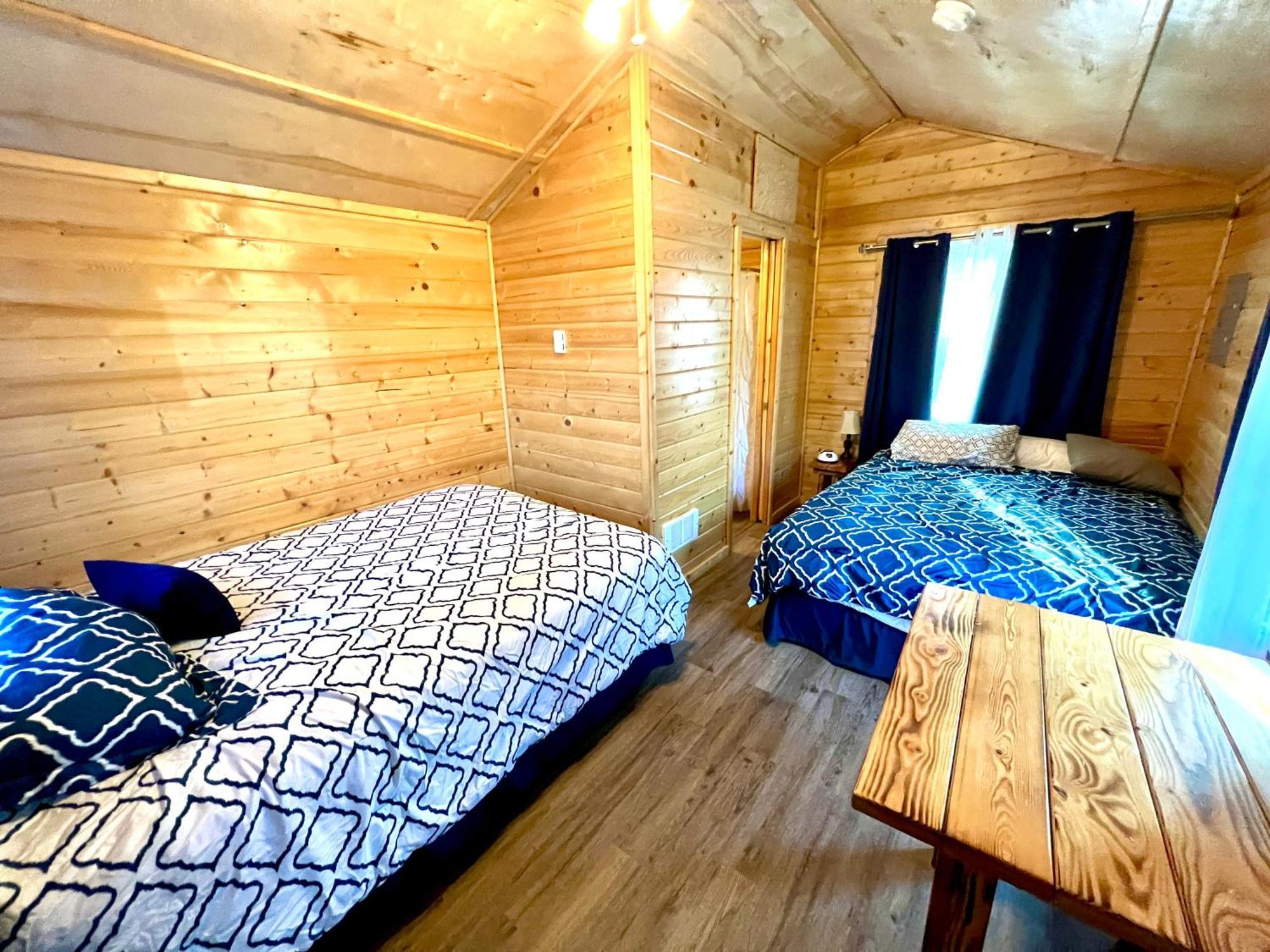 Triple G'S Resort - Cabin 8 Pinnacle Chambre photo